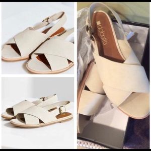 Urban Outfitters Dolce Vita Dolcetta Noelle Sandal